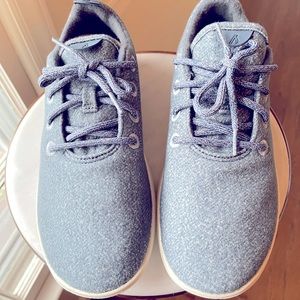 Brand New Never Worn Grey Allbirds Mens size 9/Women’s size 10